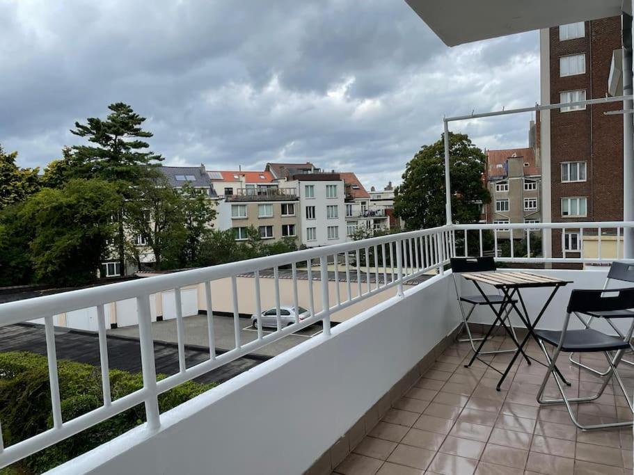 Spacious Apartment Next To Parc Du Cinquantenaire Brussels Ngoại thất bức ảnh